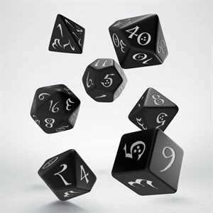 Classic Dice Black & White 7Pc